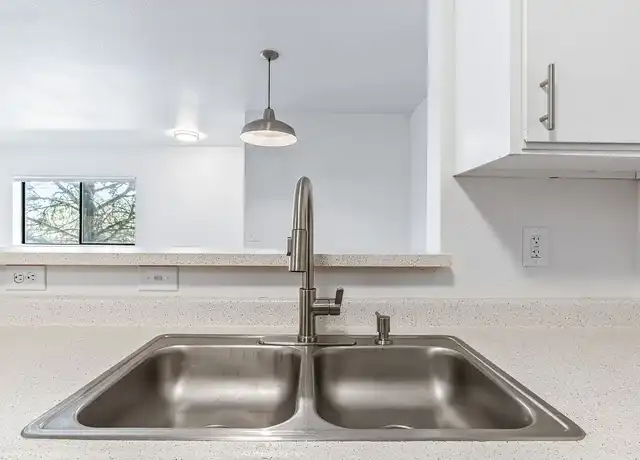 Property at Hilton Street Apartments - $500 Leasing Special! - 1006 S Hilton St, Boise, ID, 83705, 1-3 bed, 1-2 bath, [object Object]