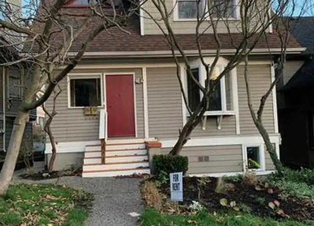 Property at 712 Warren Ave N Unit 1, Seattle, WA, 98109, 2 beds, 1 bath, [object Object]