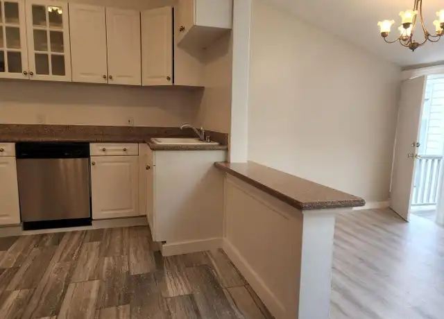 Property at 1308 Masonic Ave Unit 4, San Francisco, CA, 94117, 3 beds, 1 bath, [object Object]