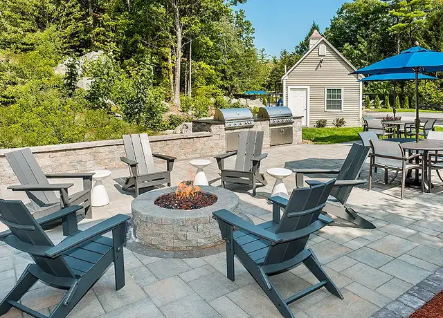 Photo of 1 Waterford Way, Manchester, NH 03102