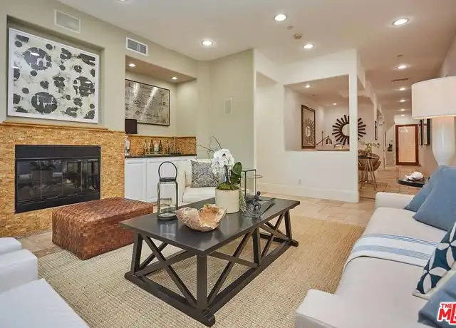 Property at 16123 W Sunset Blvd Unit 203, Los Angeles, CA, 90272, 3 beds, 2.5 baths, [object Object]