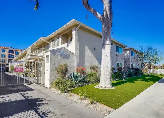 Property at 6107 - 6117 11th Ave - 6117 11th Ave, Los Angeles, CA, 90043, 2 beds, 1 bath, [object Object]