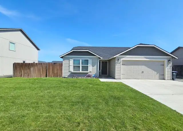 Property at 1350 E Landon St, Moses Lake, WA, 98837, 3 beds, 2 baths, [object Object]