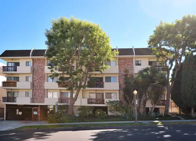 Property at 10644 Eastborne Ave Unit 106, Los Angeles, CA, 90024, 1 bed, 1 bath, [object Object]