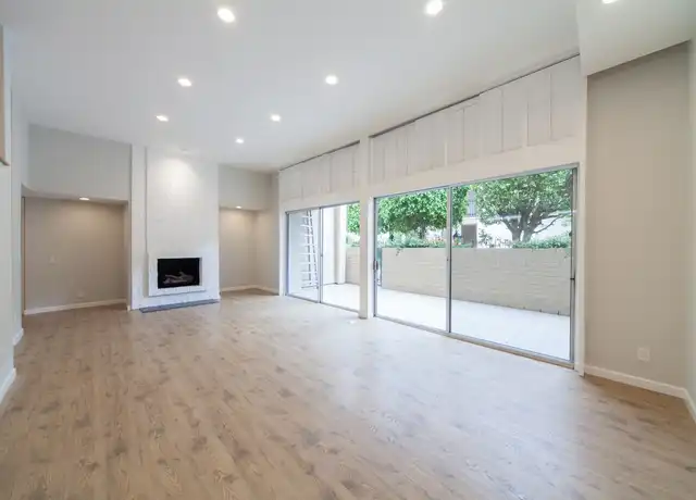 Property at 5278 Lindley Ave, Encino, CA, 91316, 4 beds, 3 baths, [object Object]