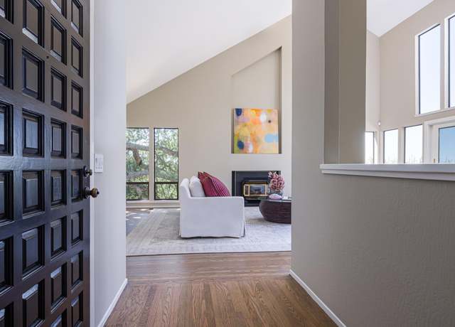 Photo of 47 El Gavilan Rd, Orinda, CA 94563