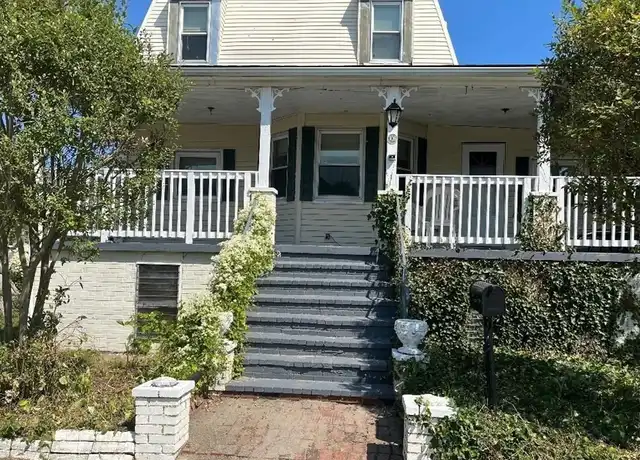 Property at 106 Samoset Ave Unit 9/15/24-5/31/25, Hull, MA, 02045, 4 beds, 3 baths, [object Object]
