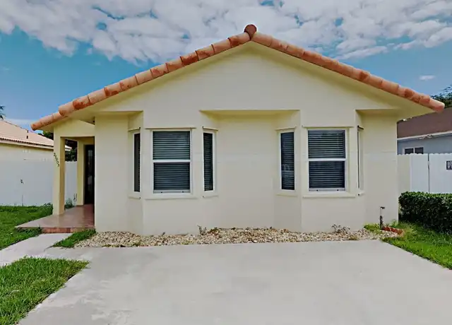 Property at 27905 SW 132nd Pl, Homestead, FL, 33032, 3 beds, 2 baths, [object Object]