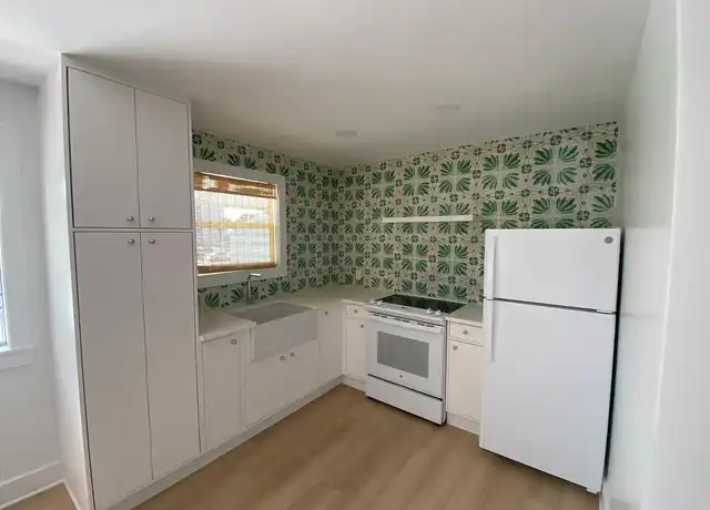 Property at 2120 1st Street South - 2120 1st St S, Jacksonville Beach, FL, 32250, 2 beds, 1 bath, [object Object]