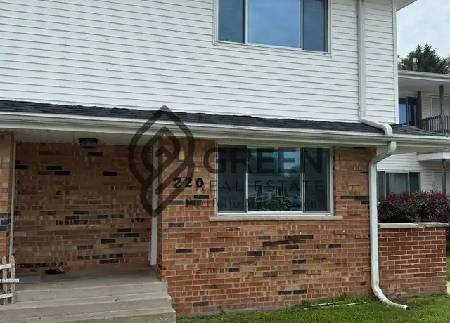 Property at 220 Tedmark Ct Apt 2, Kankakee, IL, 60901, 3 beds, 1.5 baths, [object Object]