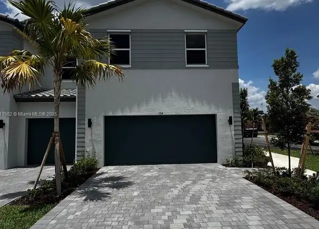 Property at 104 SW 184th Way Unit 104, Pembroke Pines, FL, 33029, 3 beds, 2.5 baths, [object Object]
