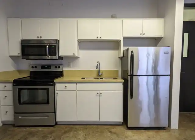 Property at 155 Liberty St NE Unit 330, Salem, OR, 97301, 1 bed, 1 bath, [object Object]