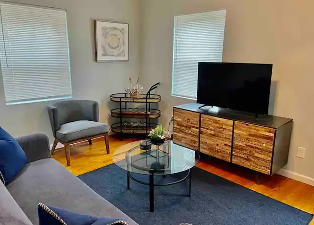 Property at 1035 Dana Ave, Cincinnati, OH, 45229, 2 beds, 1 bath, [object Object]