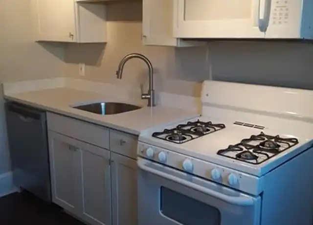 Property at 34 Herbert St Unit 5, Lynn, MA, 01902, 1 bed, 1 bath, [object Object]