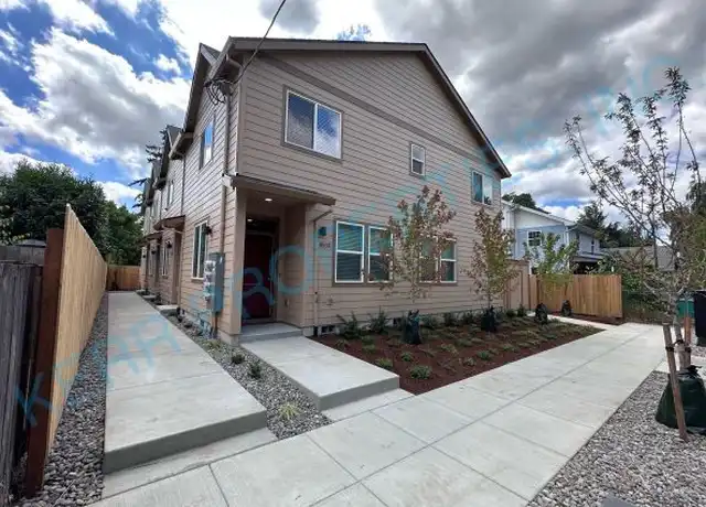 Property at 8550 SE Lafayette St, Portland, OR, 97266, 3 beds, 2.5 baths, [object Object]