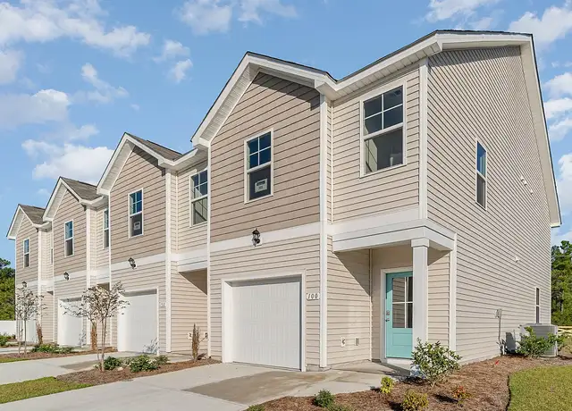 Photo of 100 Lyman Ct, Longs, SC 29568