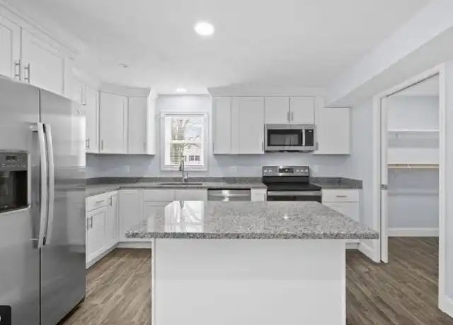 Property at 50 Tremont St, Taunton, MA, 02780, 3 beds, 1 bath, [object Object]