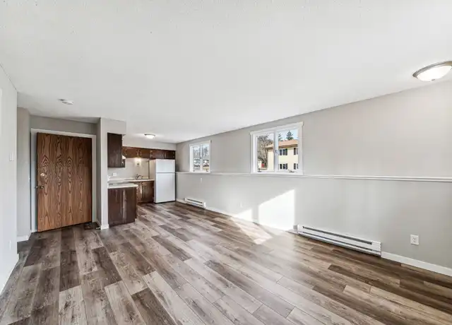 Property at 120 Emory Dr Unit 1, River Falls, WI, 54022, 1 bed, 1 bath, [object Object]