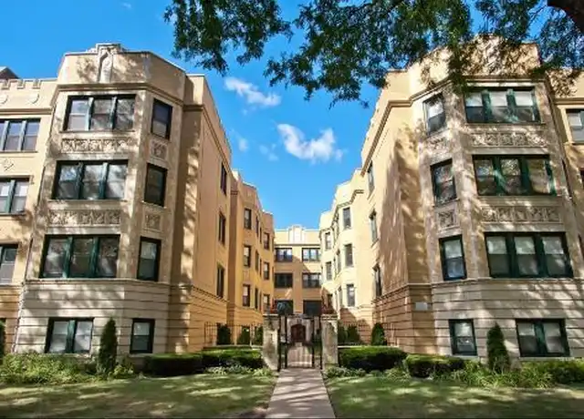 Property at 4110 N Keystone Ave Unit GW, Chicago, IL, 60641, 2 beds, 2 baths, [object Object]