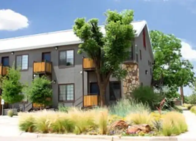 Property at 4202 17th St, Lubbock, TX, 79416, 1 bed, 1 bath, [object Object]