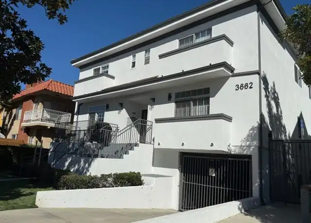 Property at 3662 Clarington Ave, Los Angeles, CA, 90034, 1 bed, 1 bath, [object Object]