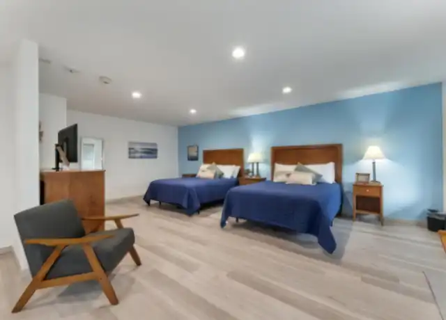Property at 2916 W Main St Unit D2, Gun Barrel City, TX, 75156, 2 beds, 1 bath, [object Object]