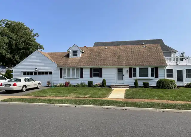 Property at 300 4th Ave, Spring Lake, NJ, 07762, 3 beds, 2 baths, [object Object]