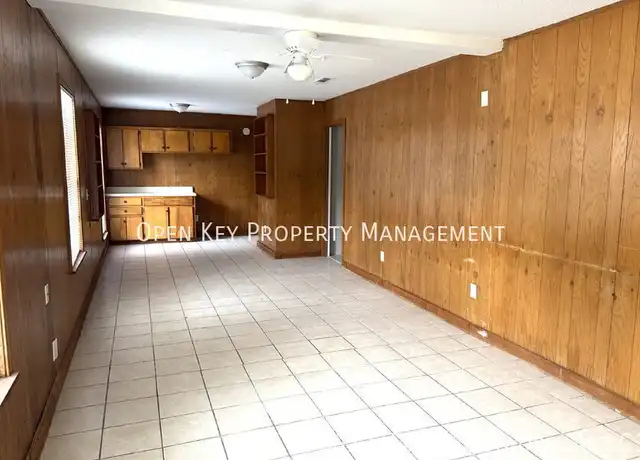 Property at 702 S Edgewood Dr Unit C1, Dothan, AL, 36301, 3 beds, 2 baths, [object Object]