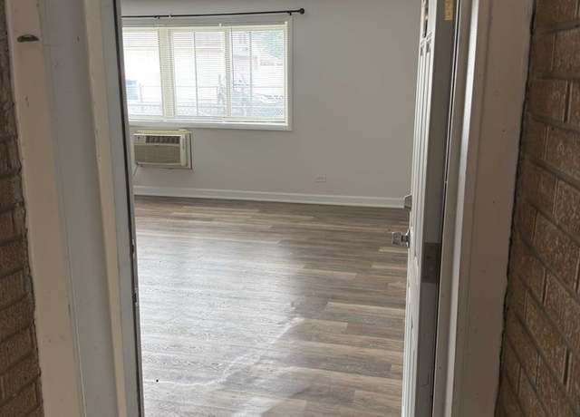 Photo of 1829 N 19th Ave Unit 10, Melrose Park, IL 60160