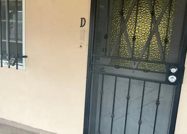 Property at 6105 Alamo Ave Unit 6105D, Maywood, CA, 90270, 2 beds, 1 bath, [object Object]