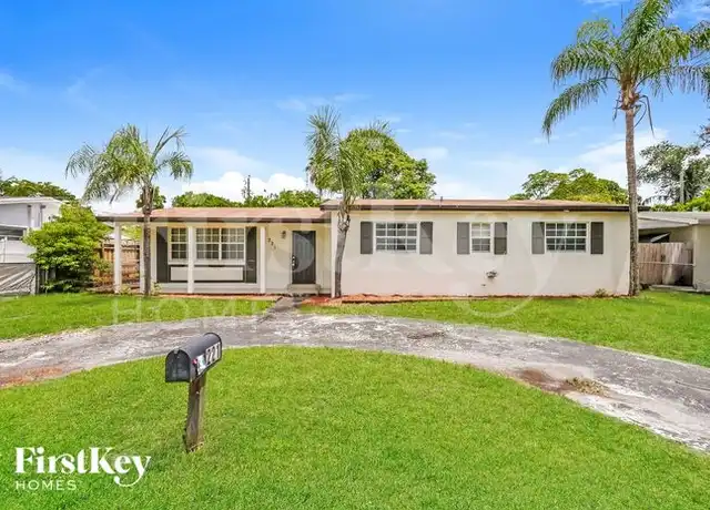 Property at 221 N 65th Way, Hollywood, FL, 33024, 3 beds, 2 baths, [object Object]