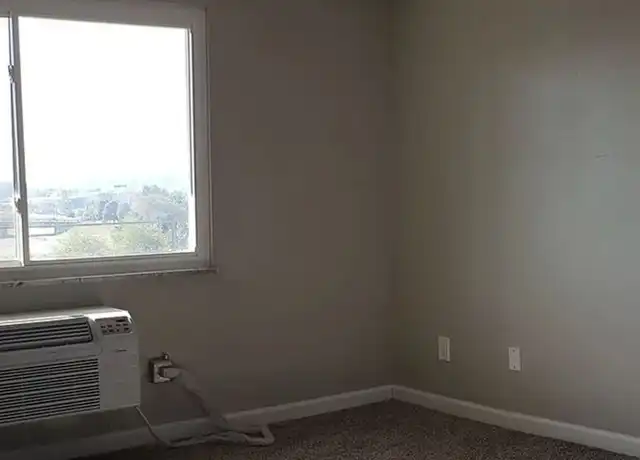 Property at 848 Riverview Ter Unit 501, Dayton, OH, 45402, 1 bed, 1 bath, [object Object]