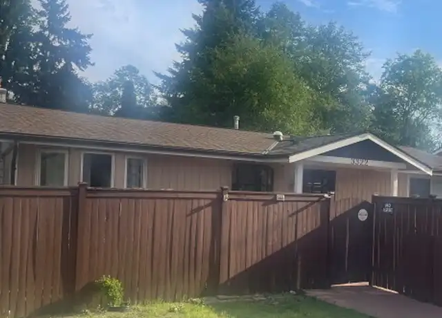Property at 3322 Larch Way, Lynnwood, WA, 98036, 3 beds, 2 baths, [object Object]