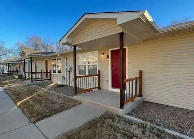 Property at 1328 S Everett St, Wichita, KS, 67213, 2 beds, 1 bath, [object Object]
