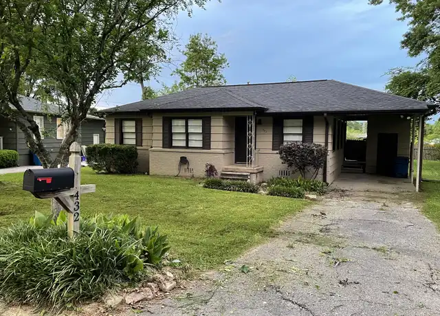 Property at 432 Woodvale Ln, Birmingham, AL, 35209, 2 beds, 2 baths, [object Object]