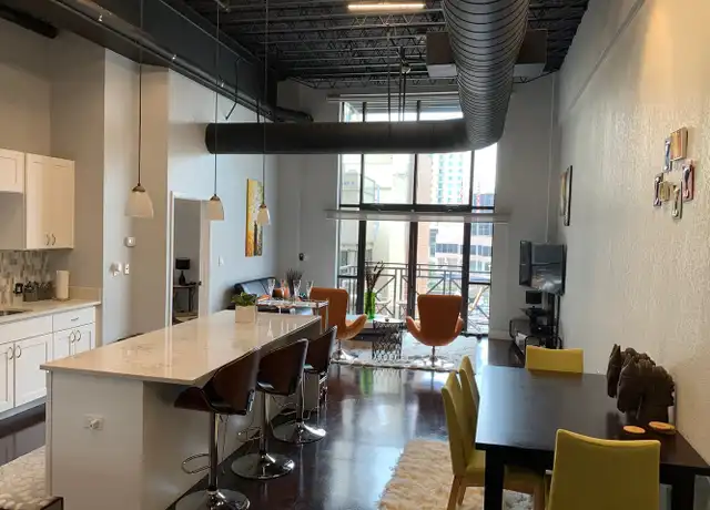 Property at 214 E Travis St #305, San Antonio, TX, 78205, 2 beds, 1 bath, [object Object]