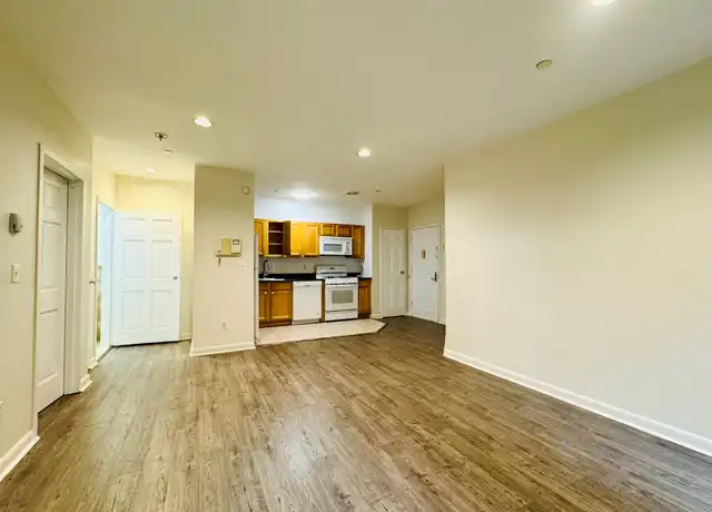 Property at 11882 Metropolitan Ave Unit 1A, Kew Gardens, NY, 11415, 1 bed, 1 bath, [object Object]