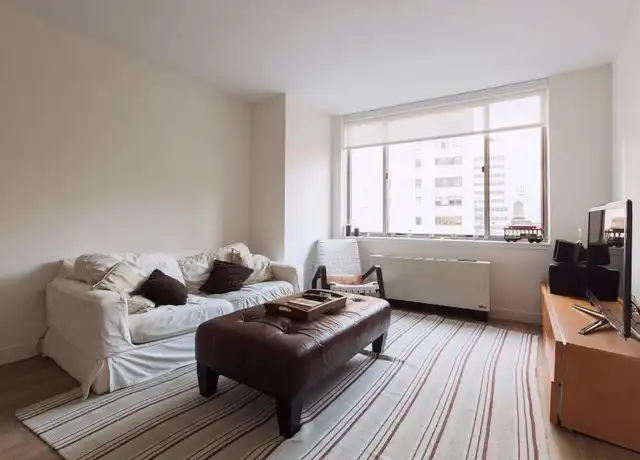 Property at 40 Broad St Unit 17D, New York, NY, 10004, 3 beds, 1 bath, [object Object]