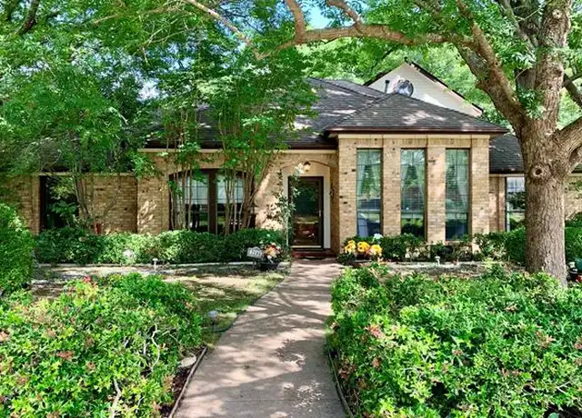 Property at 2104 Chestnut Hill Ln, Richardson, TX, 75082, 3 beds, 2.5 baths, [object Object]