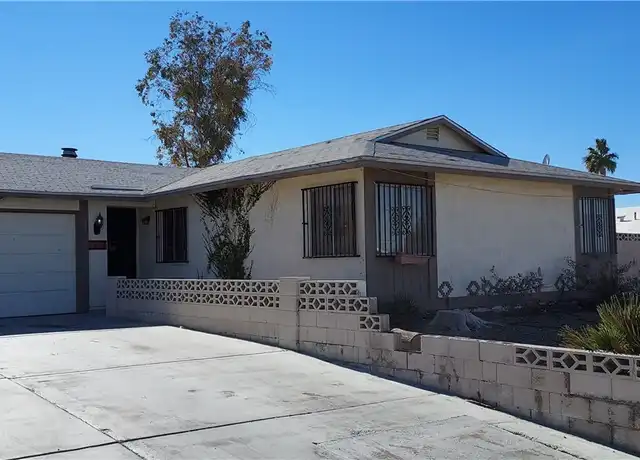 Property at 6831 Legalla Ln, Las Vegas, NV, 89156, 3 beds, 2 baths, [object Object]