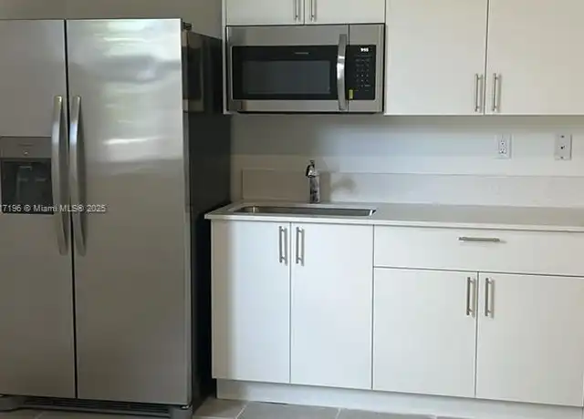 Property at 18600 SW 136th Ct Unit 2, Miami, FL, 33177, 1 bed, 1 bath, [object Object]