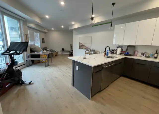 Property at 33 Ward St Unit 4, Boston, MA, 02127, 2 beds, 2 baths, [object Object]