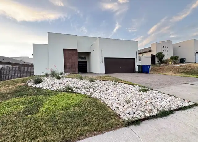 Property at 120 Tranquilo Dr, Laredo, TX, 78045, 3 beds, 2.5 baths, [object Object]