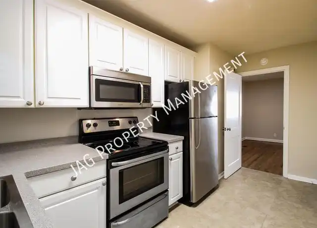 Property at 2761 Saint Johns Ave Unit 2, Jacksonville, FL, 32205, 1 bed, 1 bath, [object Object]