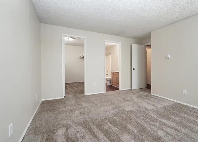 Photo of 13011 Meridian E, Puyallup, WA 98373