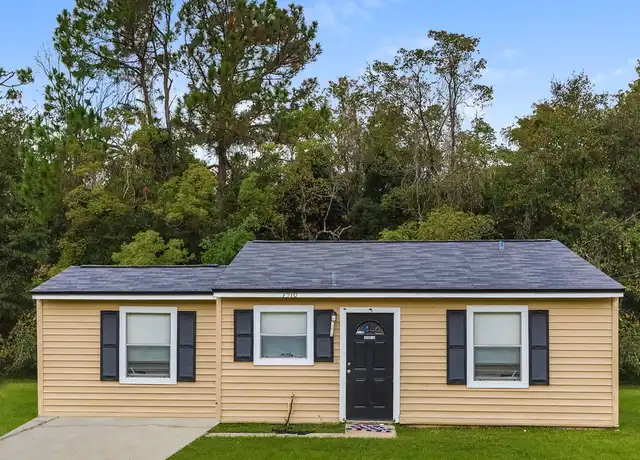 Property at 7510 John F Kennedy Dr W, Jacksonville, FL, 32219, 3 beds, 1 bath, [object Object]