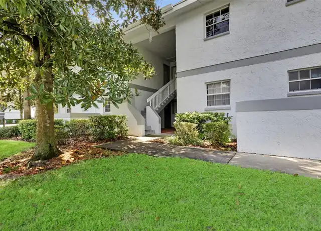 Property at 588 Fairways Ln Unit E204, Ocala, FL, 34472, 3 beds, 2 baths, [object Object]