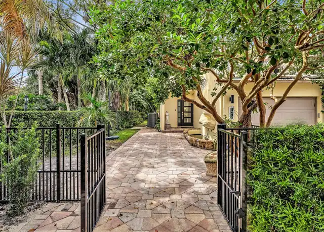 Property at 1970 Canterbury Cir #1970, Wellington, FL, 33414, 2 beds, 2.5 baths, [object Object]