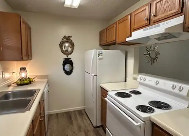 Property at 1806 S Brightside View Dr Unit 1806E, Baton Rouge, LA, 70820, 2 beds, 2 baths, [object Object]