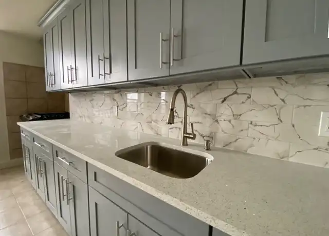 Property at 130 Milford Ave, Newark, NJ, 07108, 3 beds, 1 bath, [object Object]